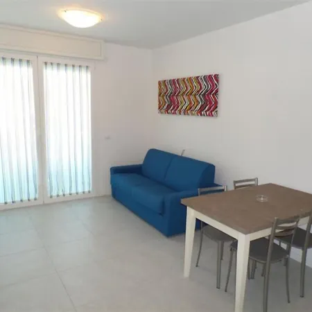 Bright And Modern Beachside Flat In Apartman *